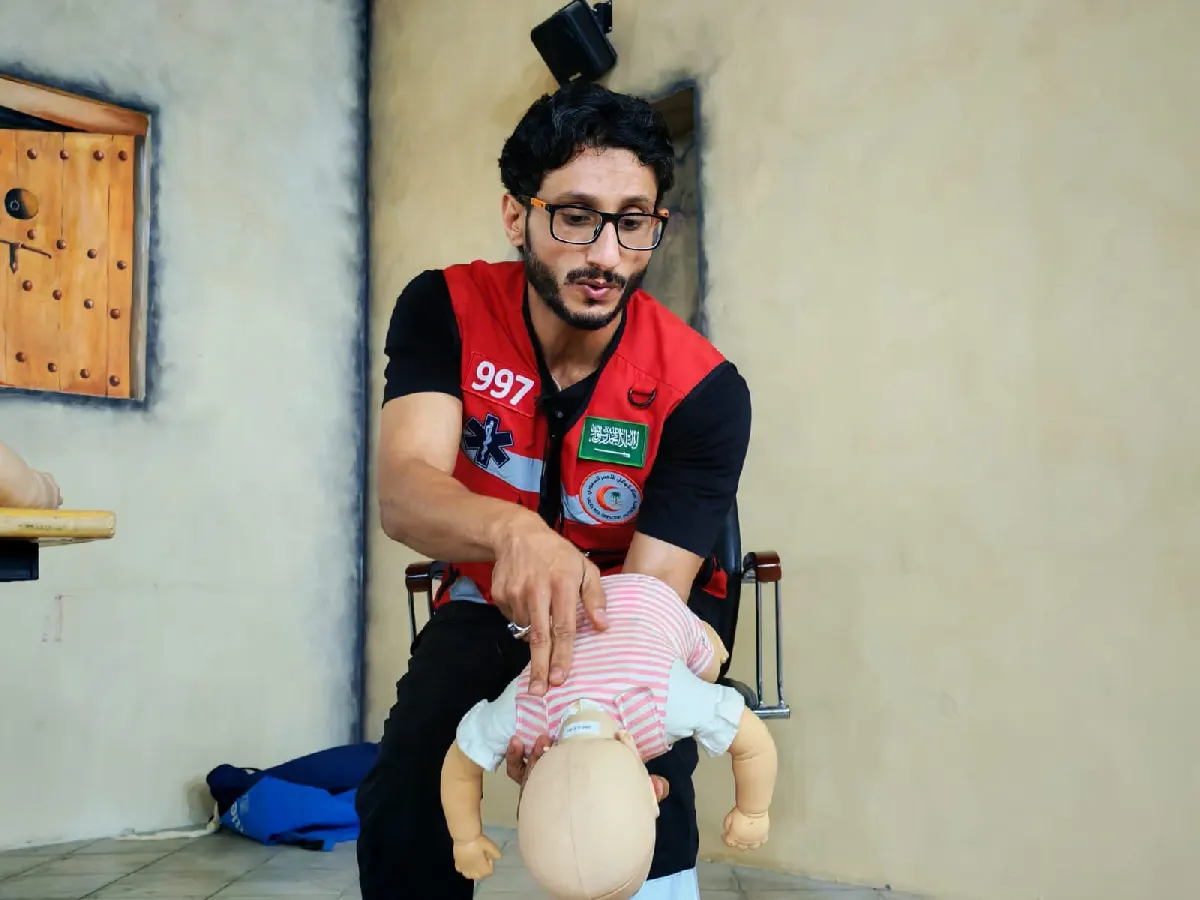 الغصة وتوقف القلب يحضران إلى «نادي كبار السن» بالتوبي