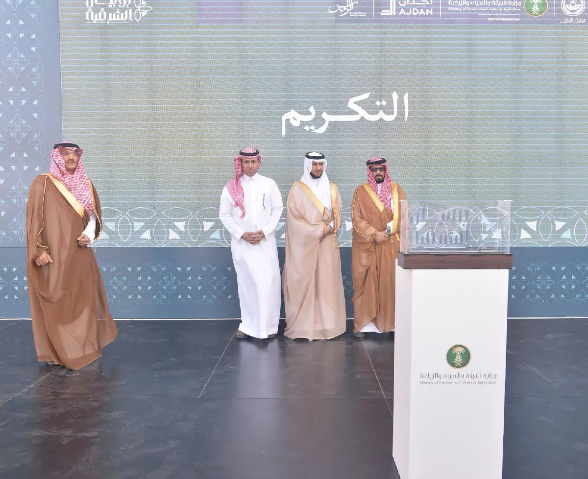 في انطلاقة المهرجان البحري بوسط العوامية.. تكريم لافت لـ الراعي الإعلامي «القطيف اليوم»