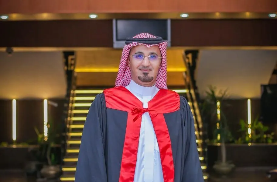 من الأوجام.. مع مرتبة الشرف.. جامعة المنصورة تمنح «السيد مجدي الأوجامي» الماجستير بالاقتصاد السياسي