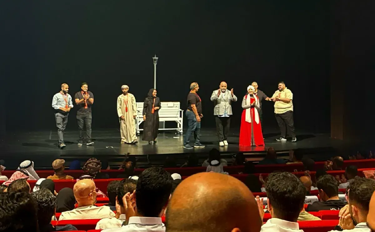 كشاف «إثراء» يعكس ضوءه على مسرحيي القطيف.. 6 جوائز سجلت إبداعهم في التمثيل والكتابة والإنتاج
