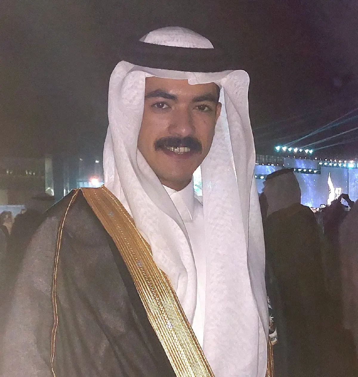 من العوامية.. «جامعة الملك فيصل» تمنح رضا أبو المكارم درجة البكالوريوس في المالية