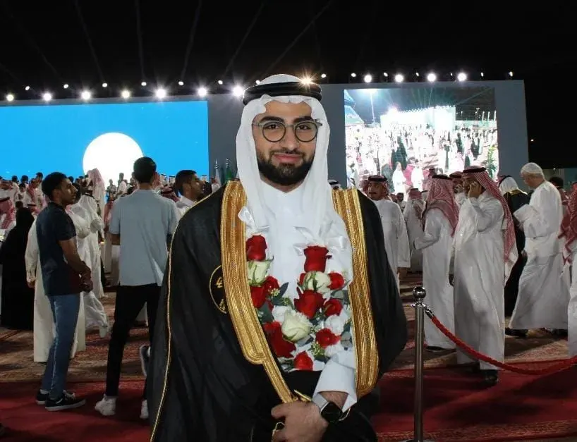 من القطيف.. جامعة الإمام عبد الرحمن بن فيصل تمنح «عبد الله الفردان» البكالوريوس في العلاج الطبيعي