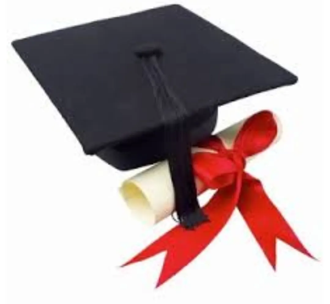 من صفوى.. مع مرتبة الشرف الأولى.. جامعة حفر الباطن تمنح «آمنة آل متروك» البكالوريوس في العلوم قسم الأحياء