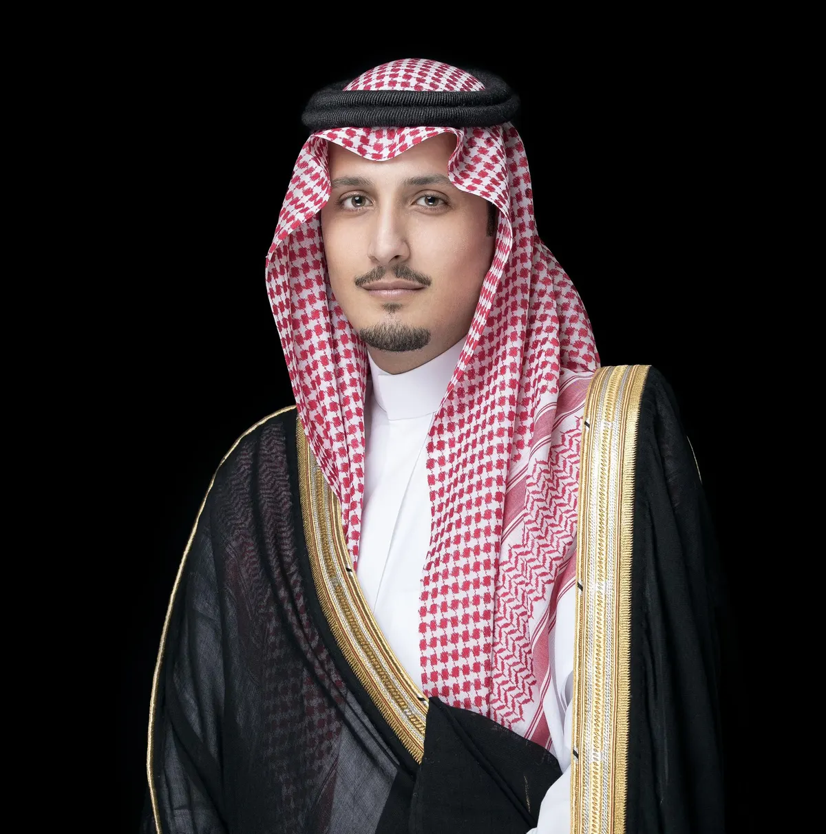 نائب أمير الشرقية يوجه بالتحقيق في مشاجرة طلاب ثانوية بمحافظة القطيف.. ومحاسبة المتسببين