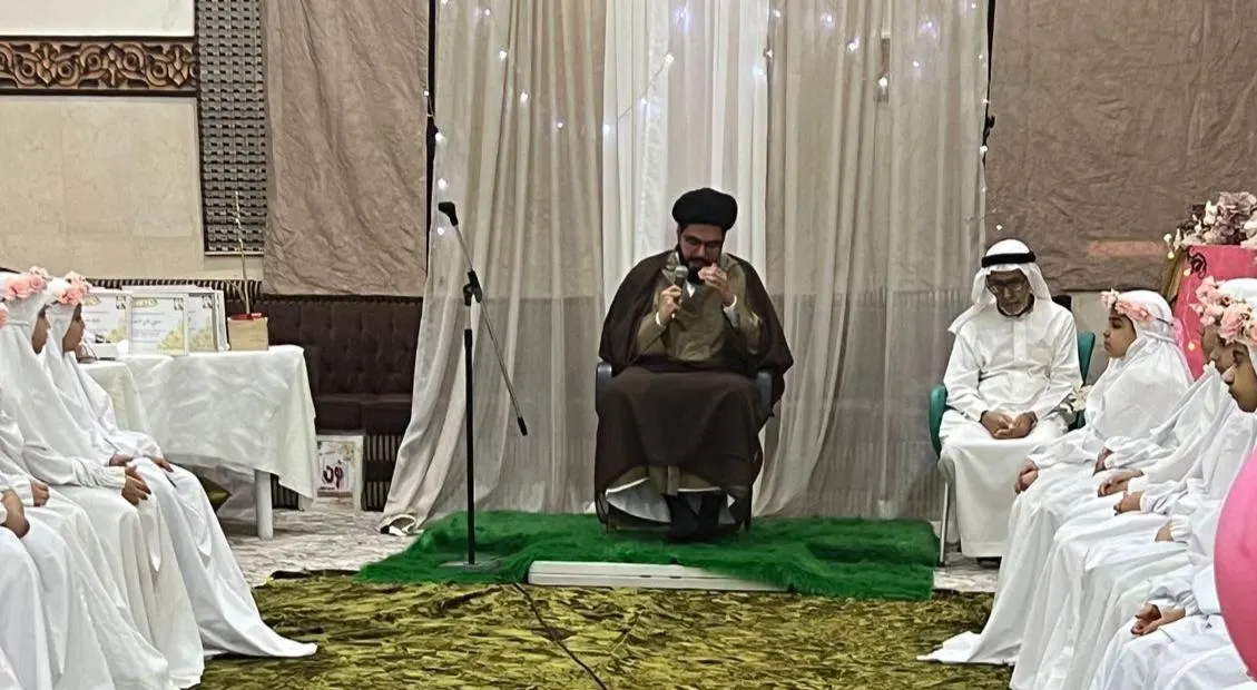 في القطيف.. بـ«همسات من ترانيم البلوغ» مسجد الإمام زين العابدين يحتفي بـ27 مكلفة