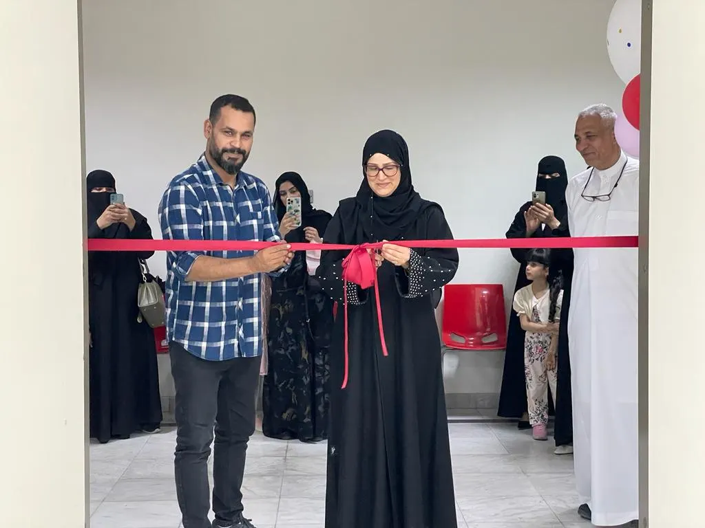 في القطيف.. 42 بصمة صغيرة تلون جدران «الترجي».. «تلاوين 2» يزيح الستار عن 24 موهبة في الفن التشكيلي