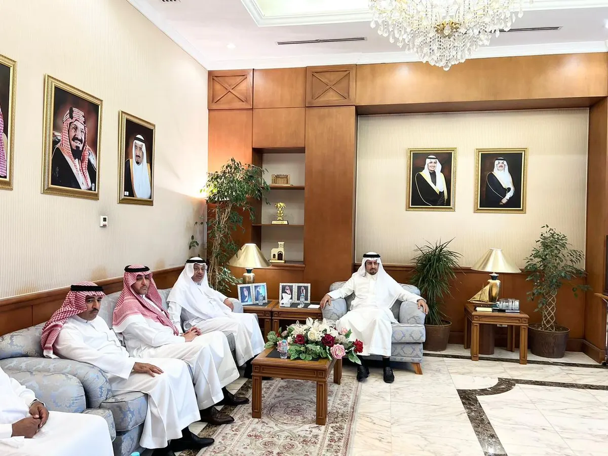محافظ القطيف يلتقي نائب الرئيس لشؤون أرامكو السعودية