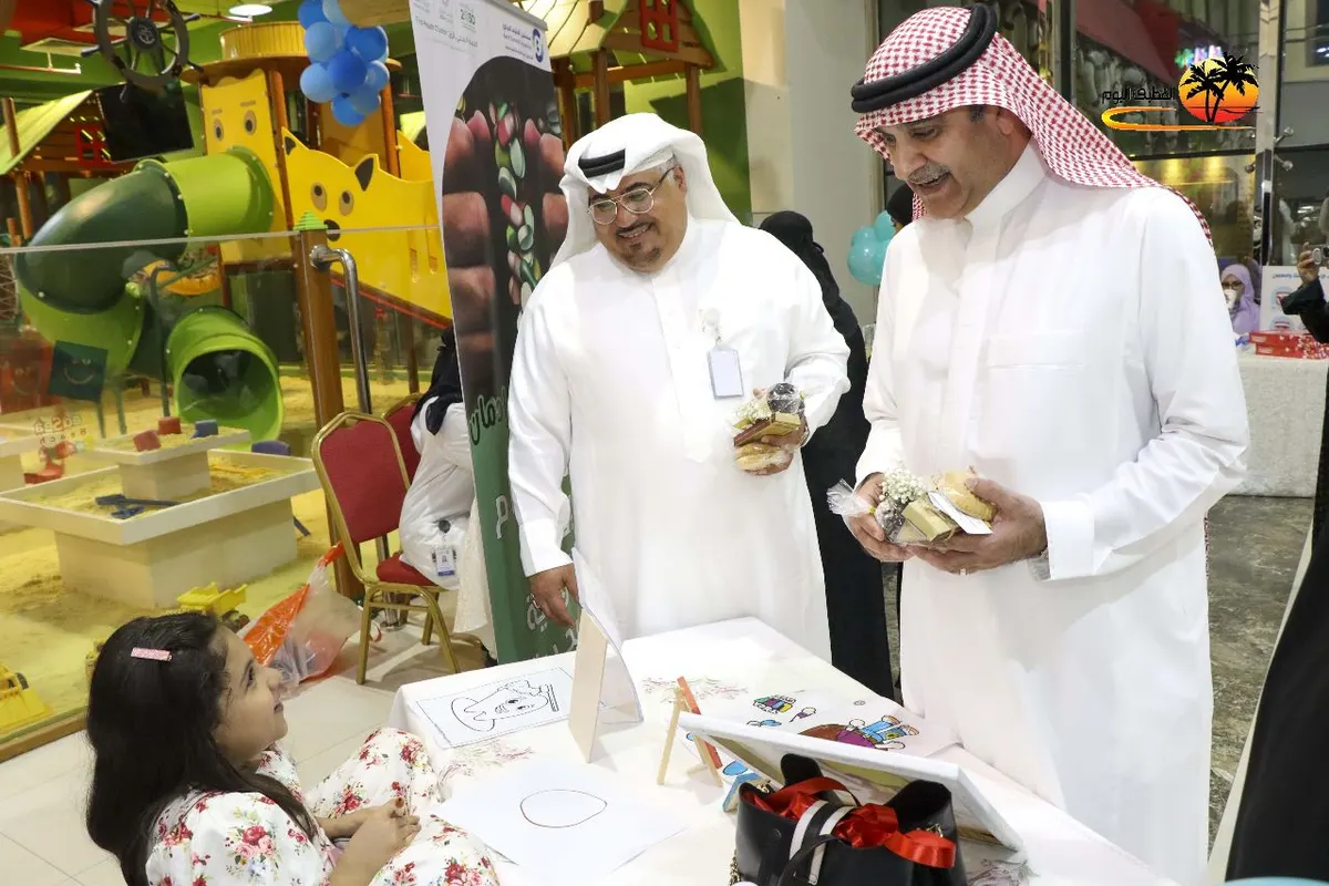على مدى 5 أيام.. «القطيف الصحية» ترفع مستوى الوعي.. عن مخاطر أدوية قد توصل الشباب لطريق الإدمان.. صور