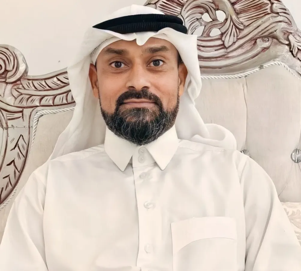 من القطيف.. بعد مسيرة من العطاء امتدت لأكثر من 34 عامًا.. عبدالرزاق العبدالرزاق يودع التعليم
