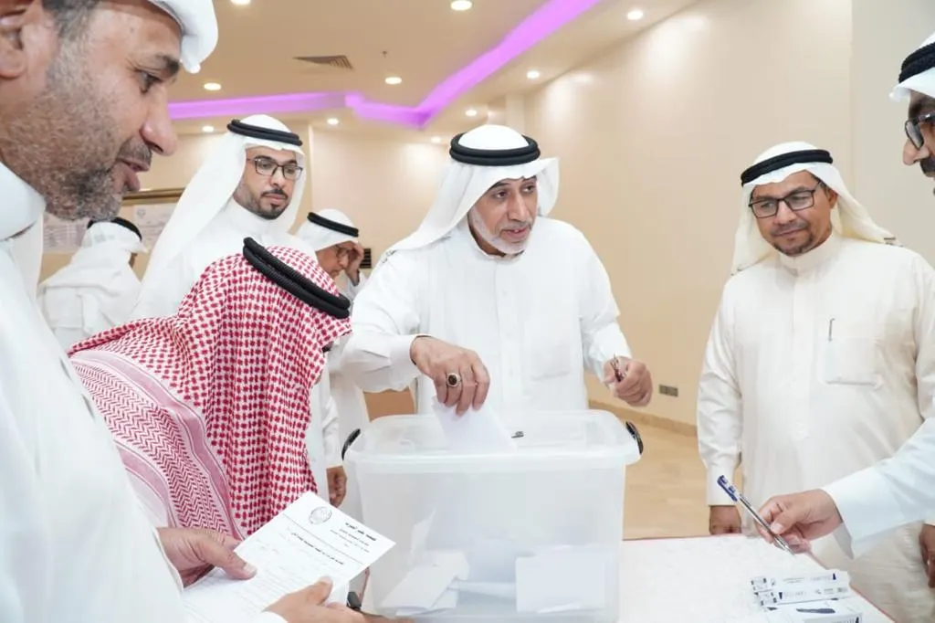 في القديح.. عمومية جمعية مضر توافق على طرح المجمع الطبي والصيدلية وقاعة الملك عبدالله للاستثمار