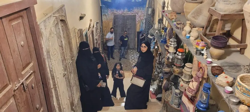 مسعفون في ضيافة «متحف الخط الحضاري» بالقطيف