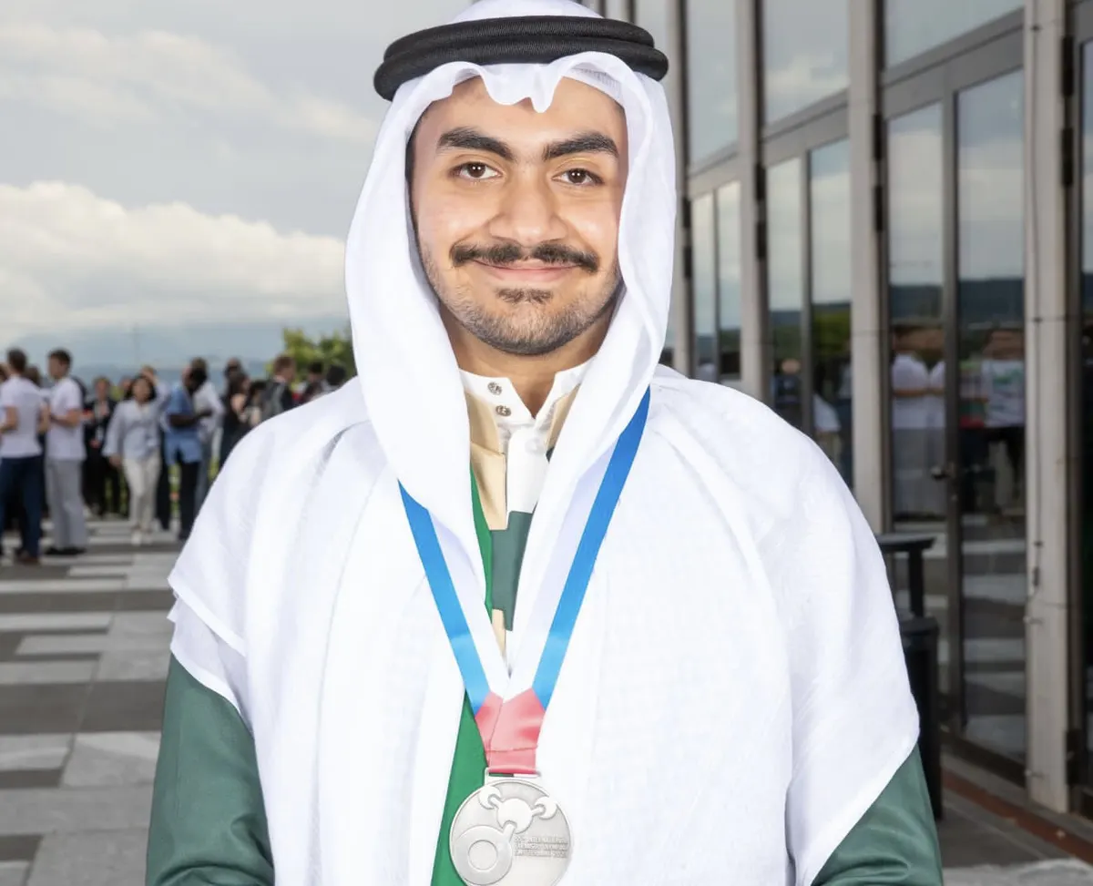 من القطيف.. إنجاز عالمي.. علي بن صلاح آل موسى وزملاؤه يهدون الوطن 4 فضيات في أولمبياد الكيمياء الدولي بـ سويسرا