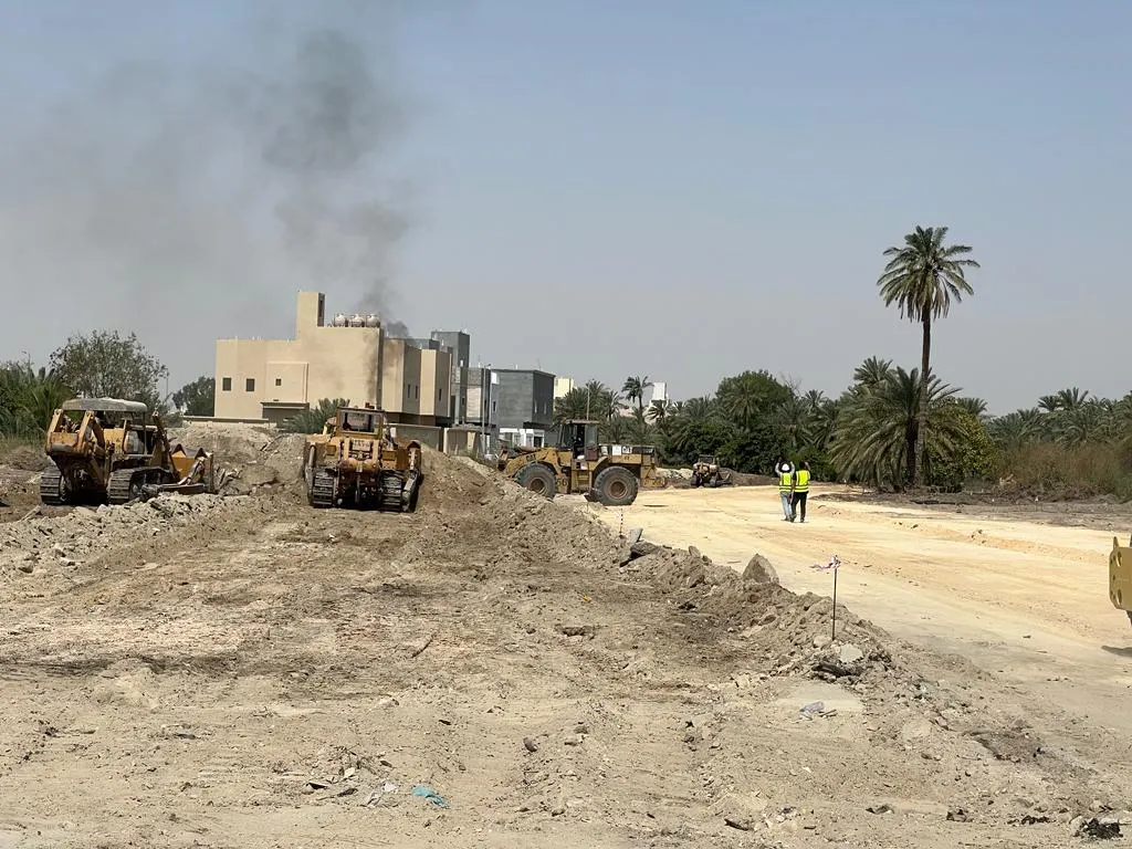 في القطيف.. انطلاق المرحلة الأولى لمشروع تطوير شارع الرياض.. نزع ملكية 59 أرضًا لـ طريق جديد يربط القطيف بـ الدمام - الجبيل السريع