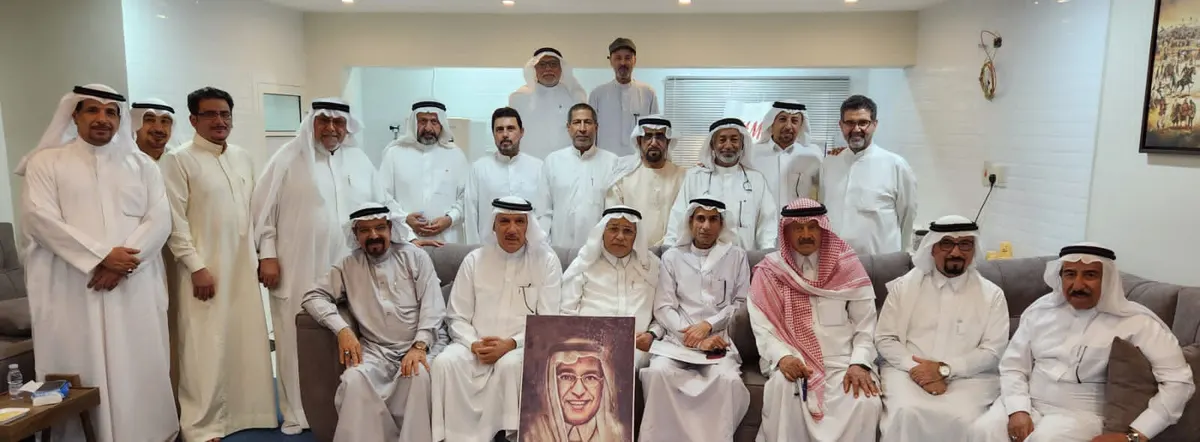 من العوامية.. منير النمر يحكي تجاربه الإعلامية والشعرية والفنية في منتدى سيهات