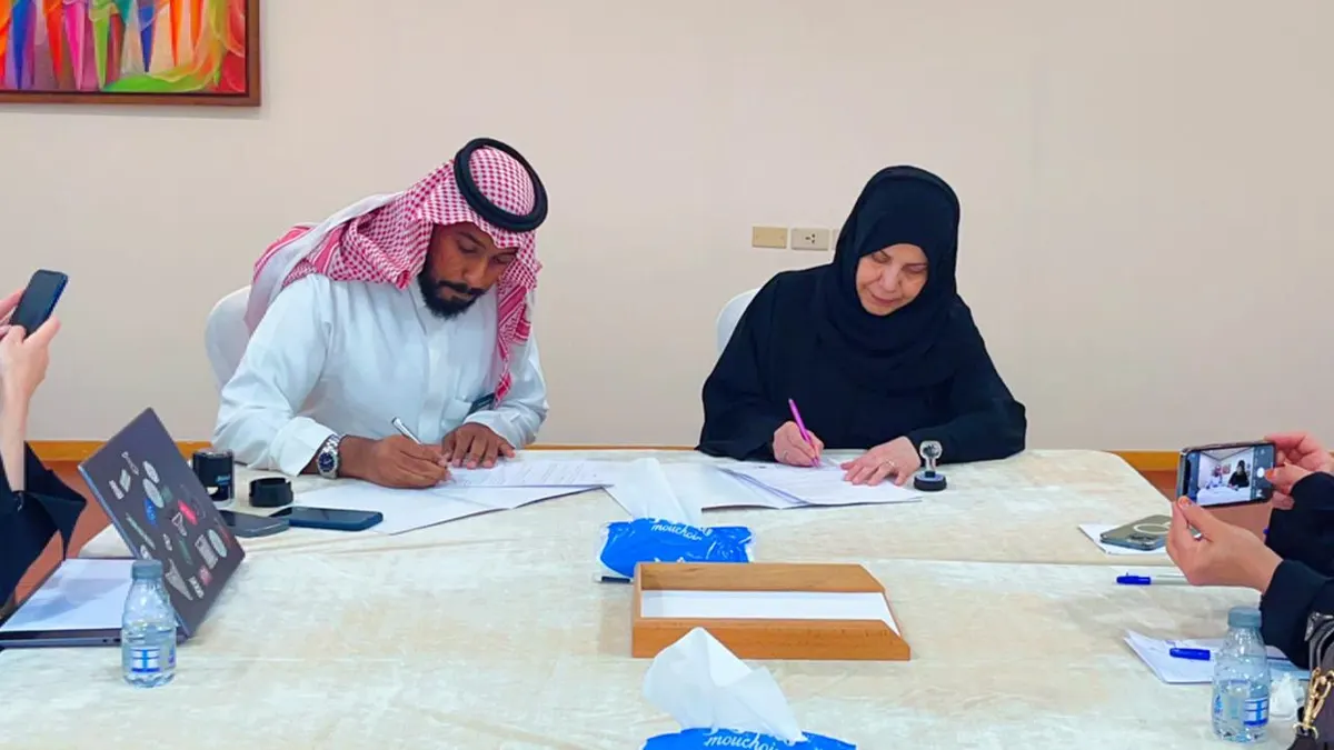 لـ تقديم الخدمات وفق الإجراءات الرسمية الصحيحة.. عطاء القطيف توقع عقد تعاون مع إحدى شركات المحاماة