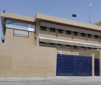في مدرسة سيهات الثانوية.. بدء تسجيل الطلاب للتعليم المستمر «الكبار» للعام الدراسي 1445هـ
