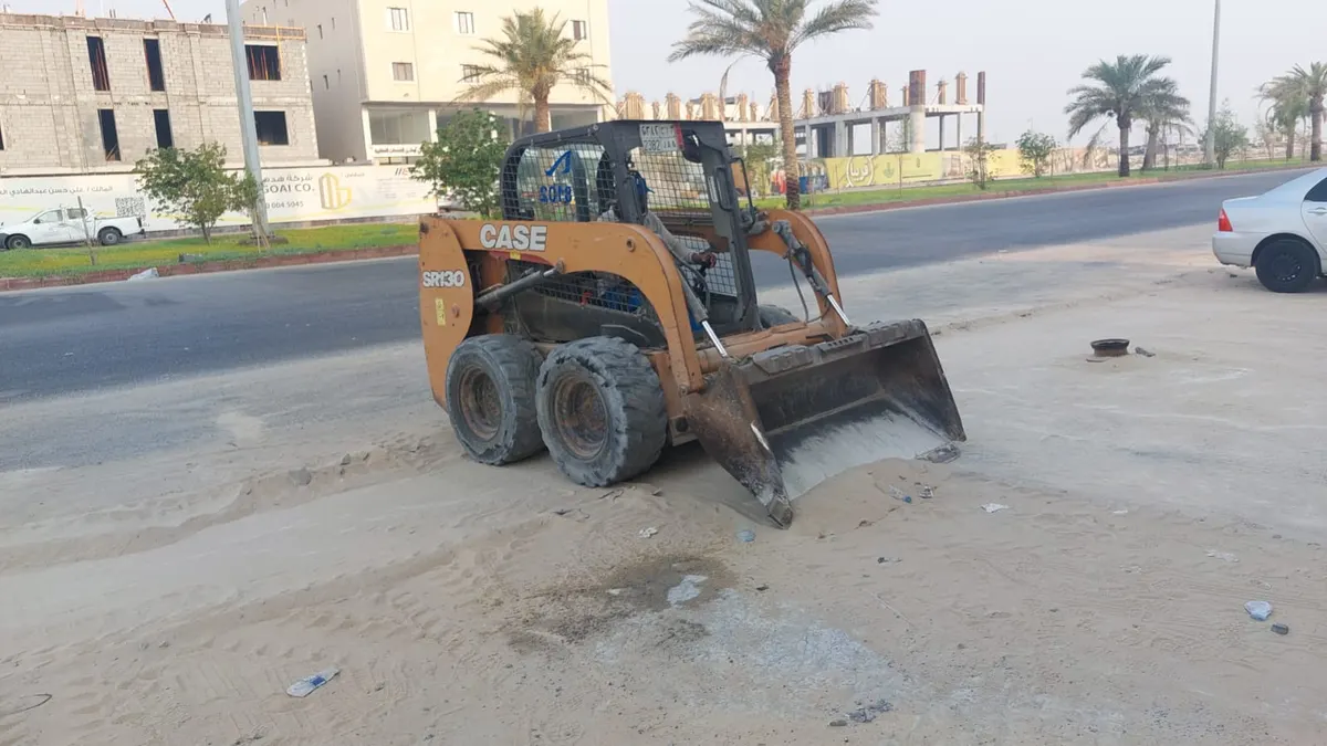 في القطيف.. رفع أكثر من 16 ألف طن نفايات وأكثر من 11 ألف م³ أنقاضًا ومخلّفات خلال شهر