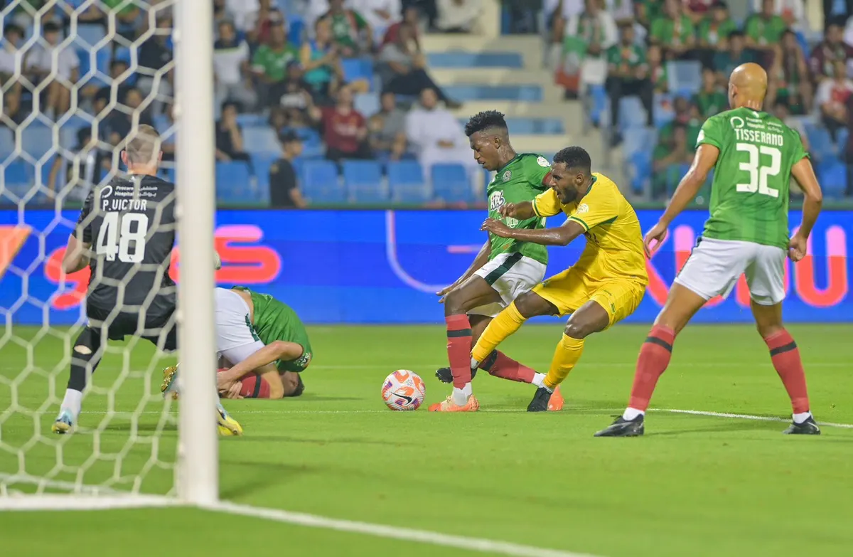 خليج سيهات يتعادل إيجابياً مع الاتفاق في الجولة الثالثة من دوري روشن السعودي