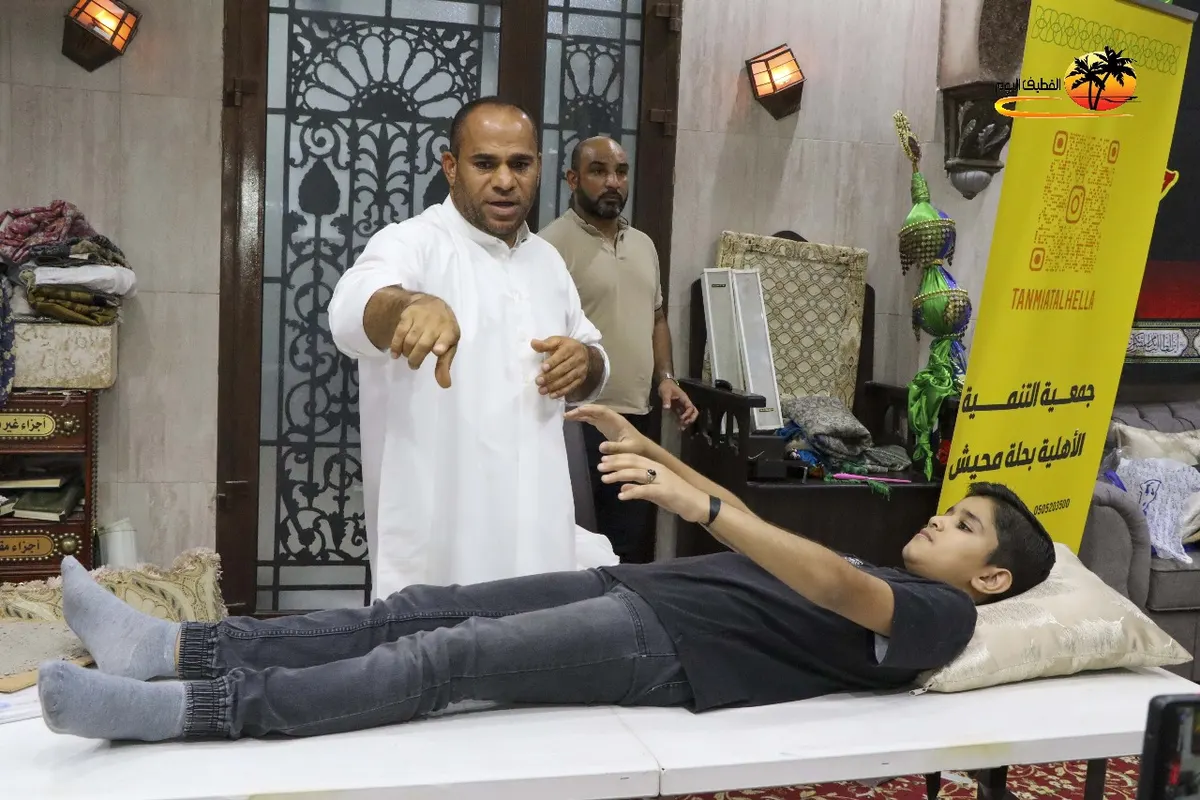 في حلة محيش.. 70 مشاركًا ومشاركة يتدربون على إكرام الموتى.. التغسيل وتفصيل الأكفان.. والدفن