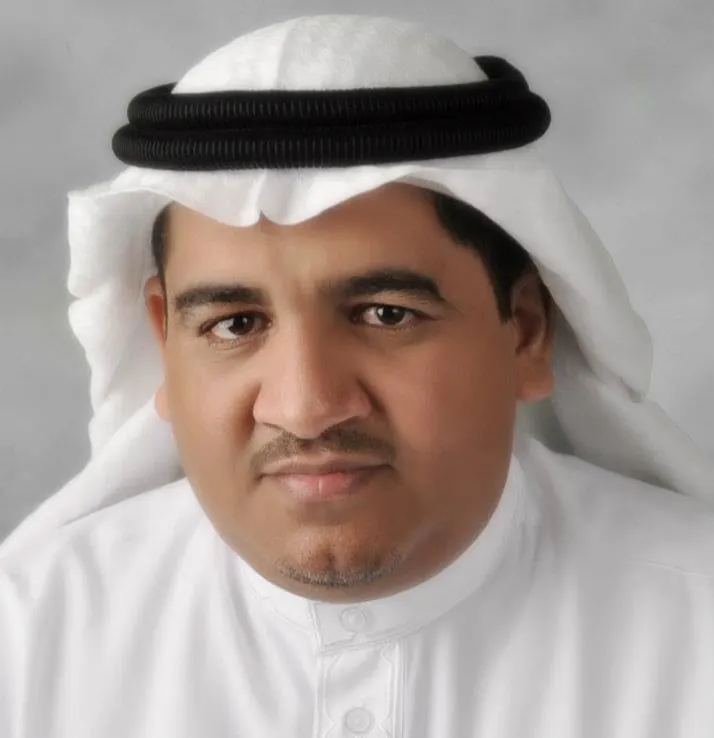 الفلكي آل رمضان: «القمر الأزرق العملاق» يزيّن صباح الخميس