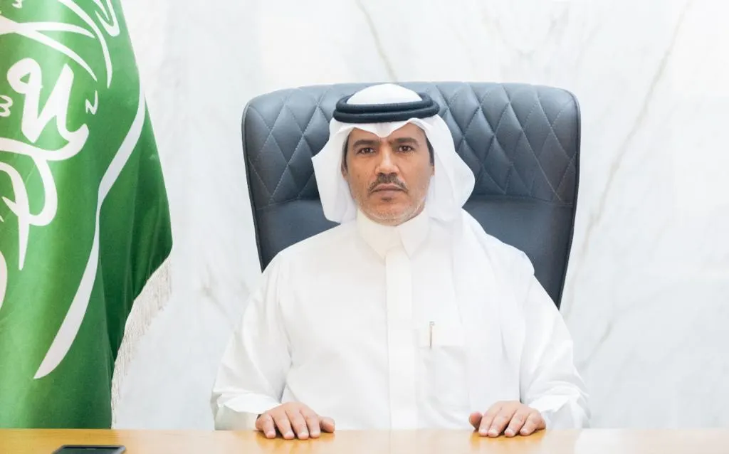 بالأسماء.. ترقية 37 موظفًا في بلدية القطيف.. من المرتبة الخامسة حتى العاشرة