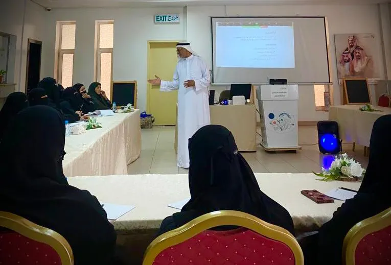 في ضمان القطيف.. زكي الشعلة» يدرب 140 من منسوبي الموارد البشرية على «القدرة المعرفية»