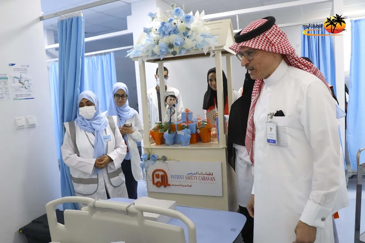 محطة ثالثة تعلي «صوت المرضى» في القطيف.. مستشفى الأمير محمد بن فهد يواصل الجهود التوعوية في يوم عالمي يُبرز جهود المملكة الصحية