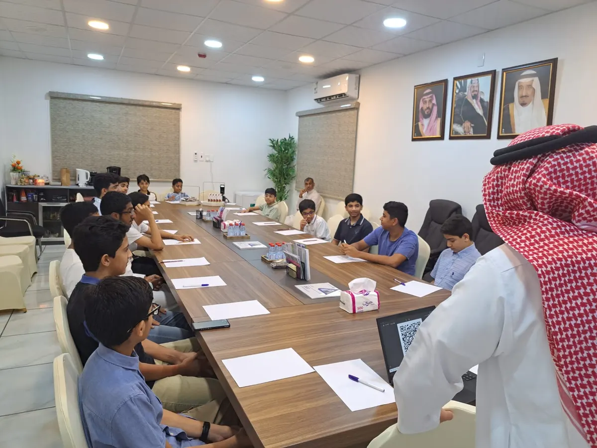 موارد سيهات تؤهل 30 طالبًا على فن الادخار