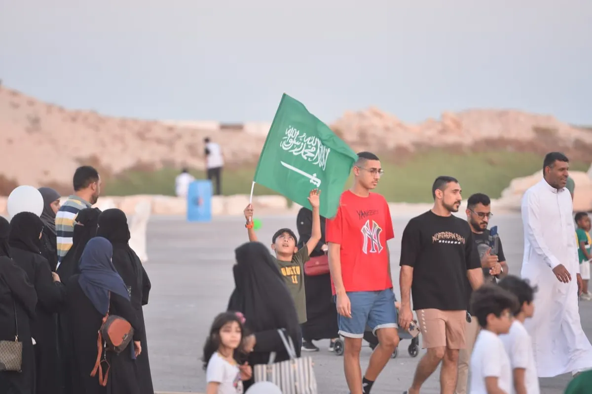 على الواجهة البحرية بالقطيف.. البلدية تسدل الستار على فعالياتها لليوم الوطني الـ 93