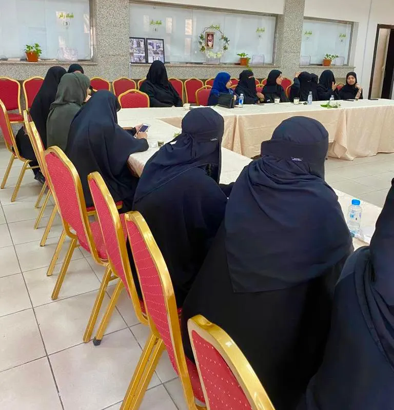 بـ دورة لتطوير الذات والعمل الإداري.. موظفات ضمان القطيف يتدربن على الإلقاء والتقديم