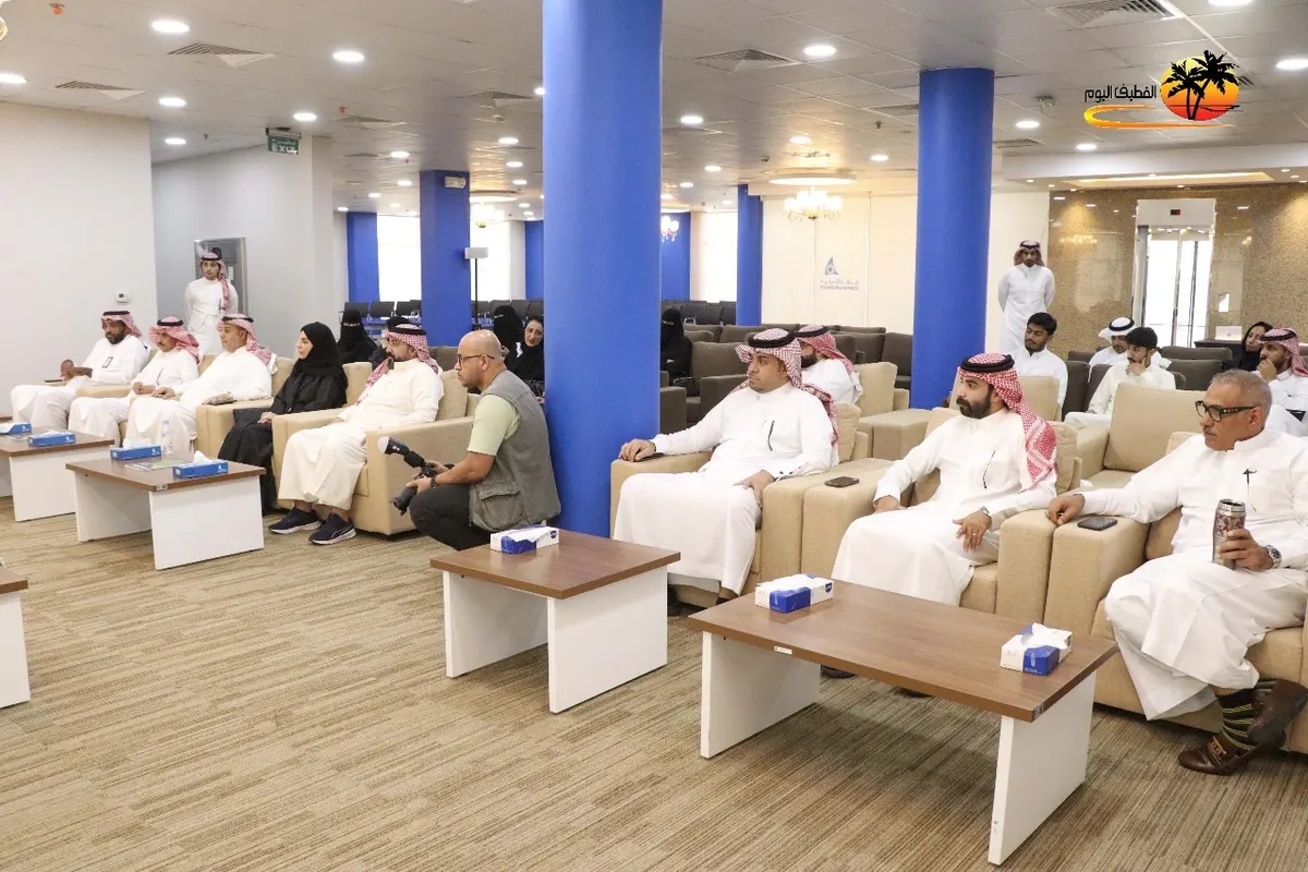 صور وفيديو.. اليوسف يتحدث عن «منتجات صندوق التنمية» في غرفة القطيف