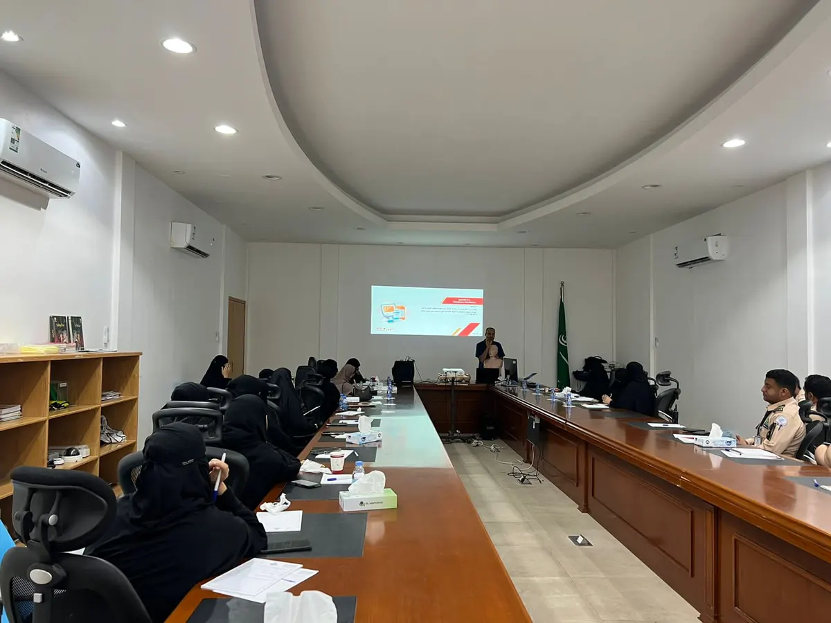 بلدية القطيف تثقف منسوبيها بمبادئ الإسعافات الأولية