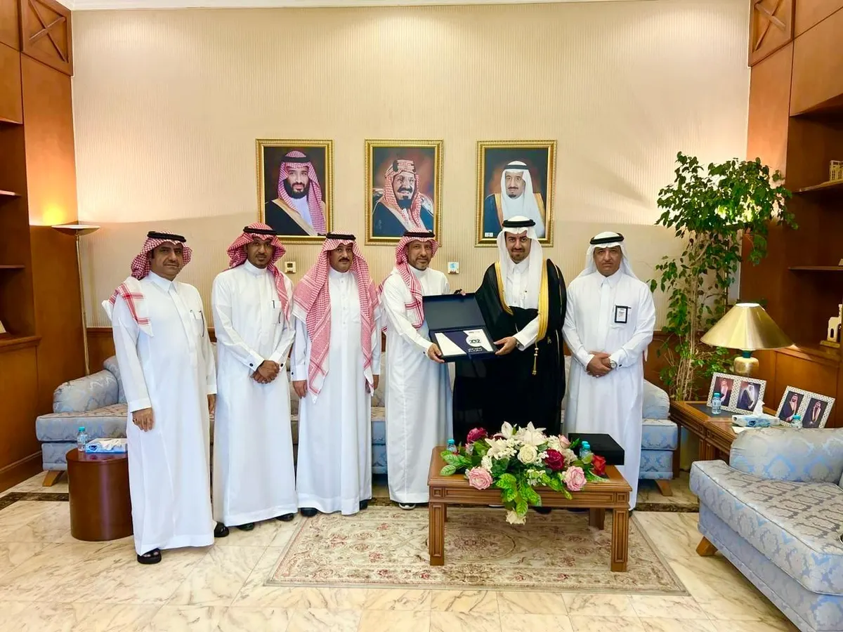 محافظ القطيف يلتقي رئيس وأعضاء «الجمعية الخيرية للمتعافين من المخدرات والمؤثرات العقلية» بالشرقية