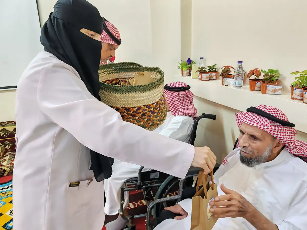 صفوى تذكِّر بـ18 ألفًا يعيشون في زمان غير زمانهم
