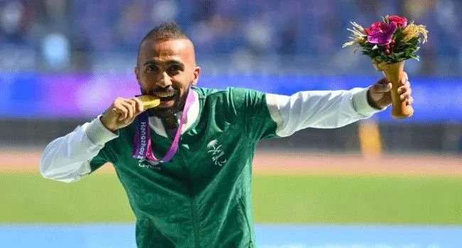 من جزيرة تاروت.. «الصناع» يحقق الذهبية الأولى بـ«البارا آسياد».. ويحطم الرقم الآسيوي بزمن 52.81 ثانية