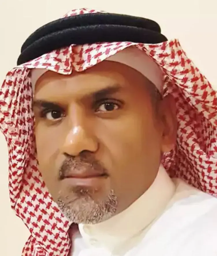 الطبيب البيطري محمود الخميس: ليس من الإحسان نثر بقايا الطعام للحيوانات على الأرصفة والطرقات