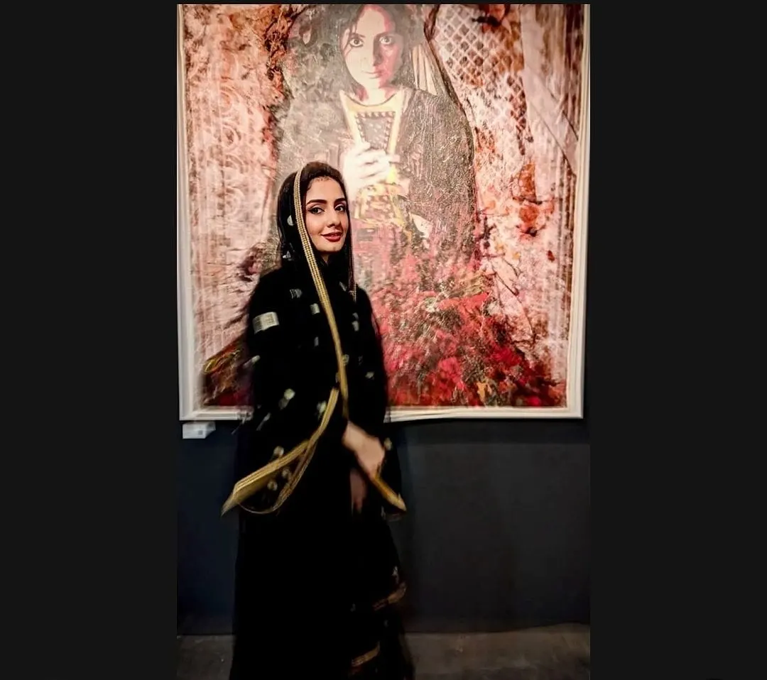 من القطيف.. على فرش من حرير.. «دخون» يعطر دبي بحكايات النساء لـ فاطمة النمر