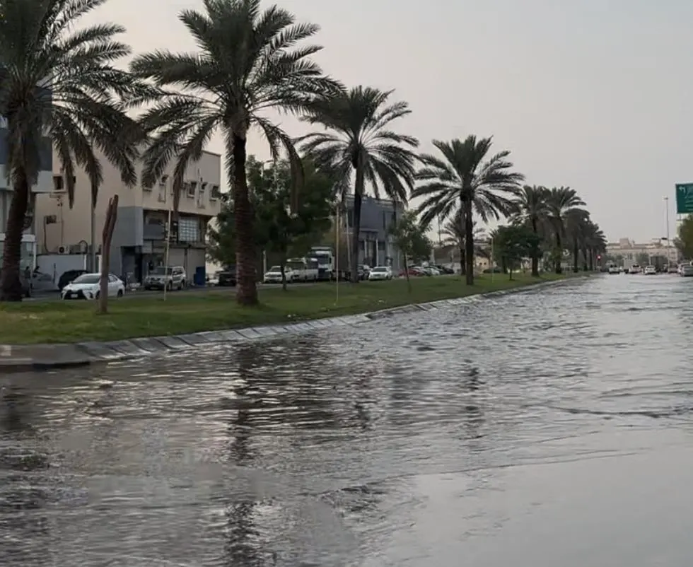 خيرية القطيف: تحرك عاجل للوقوف على متضرري الأمطار ومساعدتهم