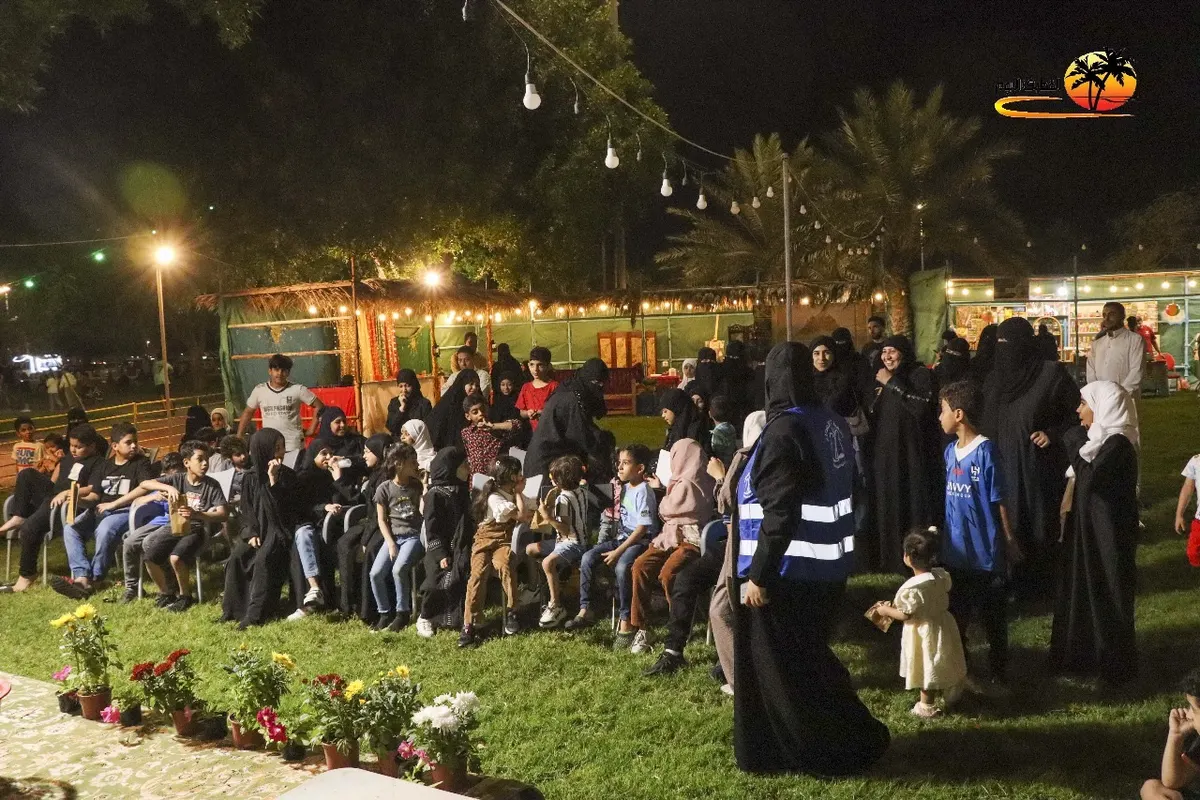 تحرك نسائي للحفاظ على البيئة في القطيف.. واجهة المحسينيات البحرية تحتضن«البيئة لنا ولأجيالنا»