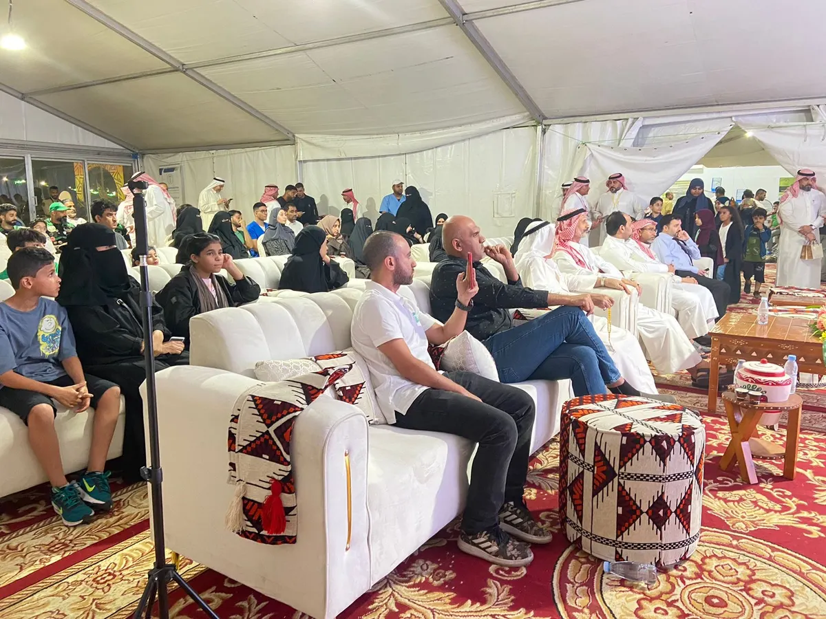 في القطيف.. اختصاصيون يحذّرون من أمراض تتسلل خِلسة لـ البشر.. ألفة الحيوانات لا تخلو من المخاطر
