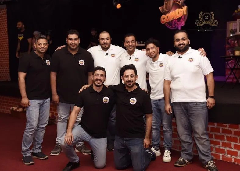 من القطيف.. كوميدي كافيه يتأهل لـ مهرجان أندية الهواة المسـرحي بـ«لا شيء خلف الشمس»