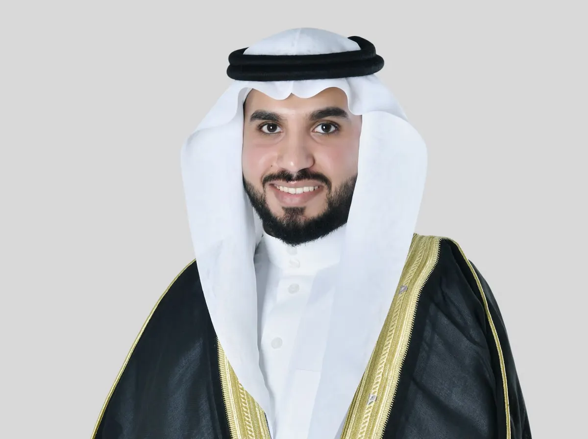 في القطيف.. القفص الذهبي يجمع عائلتي «المحروس» و«آل علوي»