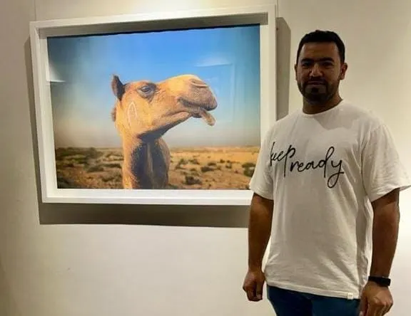 في «أثر القطيف».. بطاقة لـ هوية الإبل وجواز عبورها بـ«وسم» من عدسة محمد الخباز