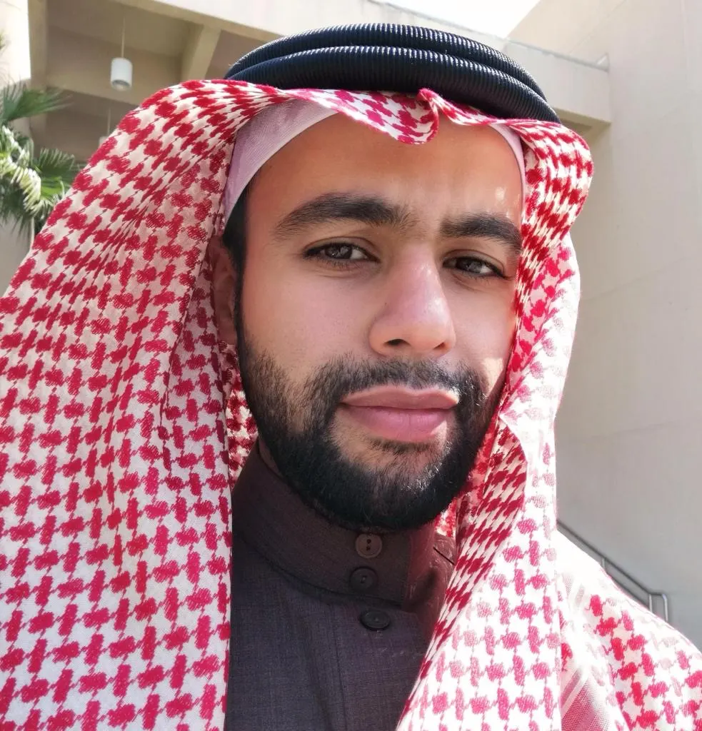 في القطيف.. حكروه يختصر أسس البحث العلمي.. في نسخة إلكترونية