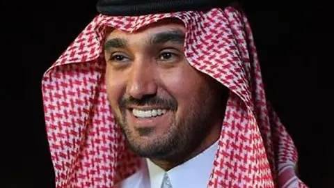سيهات.. عقب تأهلهم لنهائي الآسيوية.. وزير الرياضة يكافئ لاعبي الخليج بـ100 ألف لكل لاعب