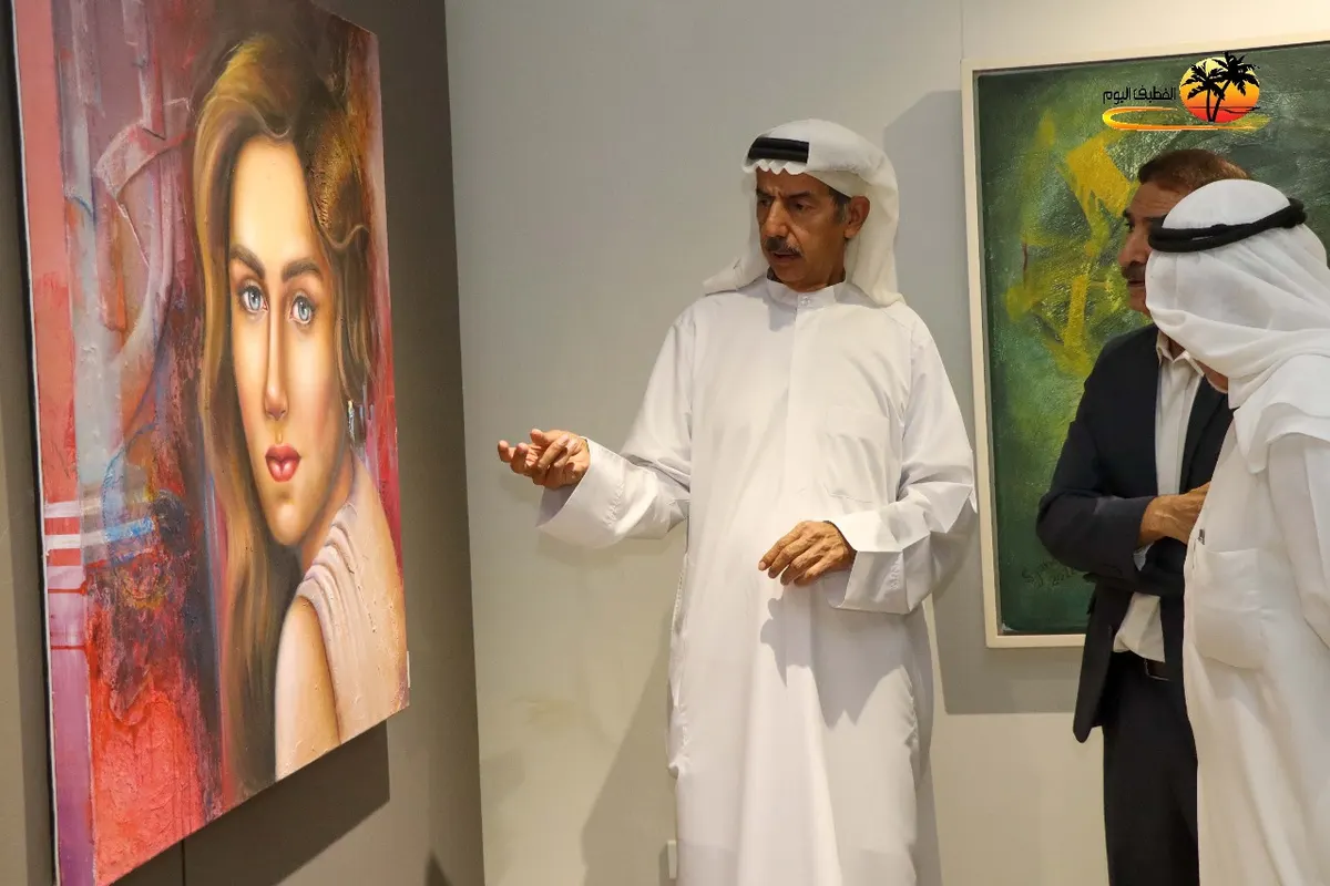 من جزيرة تاروت.. «كلاسيكيات وتجريديات» زهرة الحسين تجمع اختلافات حواء «خارج الإطار»