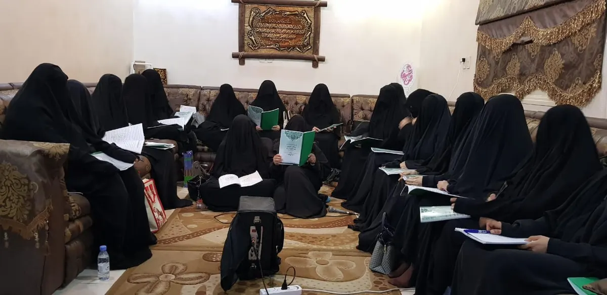من القديح.. علياء العباس بدأت شغف القراءة الحسينية منذ الحادية عشرة.. وتدربت على يديها أكثر من 700 متدربة