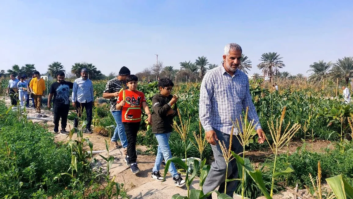 من البحرين.. مبدعو فن النخيل يتعرفون على تراث القطيف الزراعي.. صور