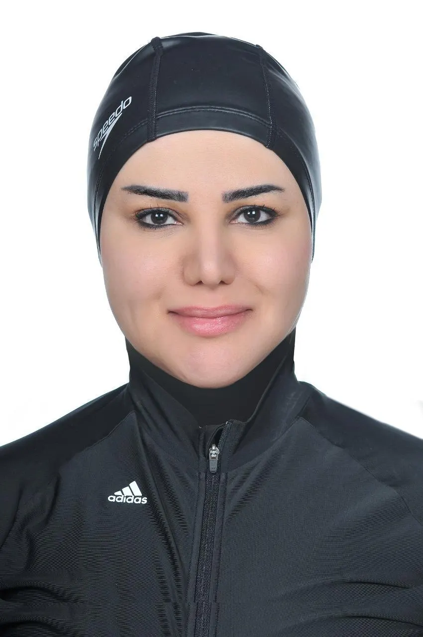 الاتحاد الدولي للرياضة المائية يرشح «عزيزة الغانم» لتأهيلها لتصبح أول مدربة مدربي سباحة دولية تخصص براعم وأطفال فئة السيدات