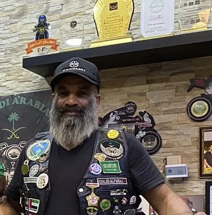 لجهوده في رفع مستوى رياضة الدراجات النارية.. فريق الرسكيو يكرّم خالد الفرج